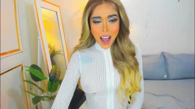 Image 2 of asiandiamond69 Stream on Chaturbate on 2 months ago
