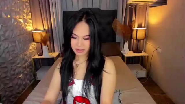 Image 11 of asianemeraldgreen Stream on Chaturbate on 12 months ago