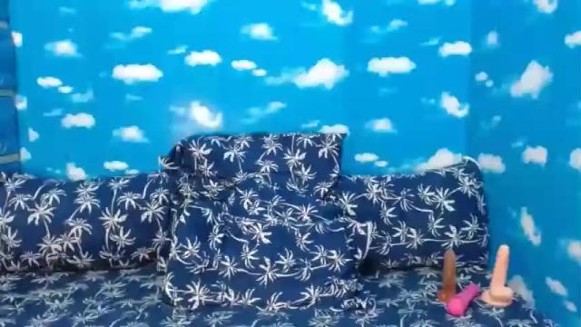 Image 3 of asiangirljade Stream on Chaturbate on 24 months ago