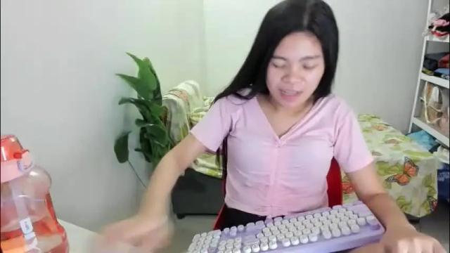 Image 2 of asianhot_babe Stream on Chaturbate on 23 days ago