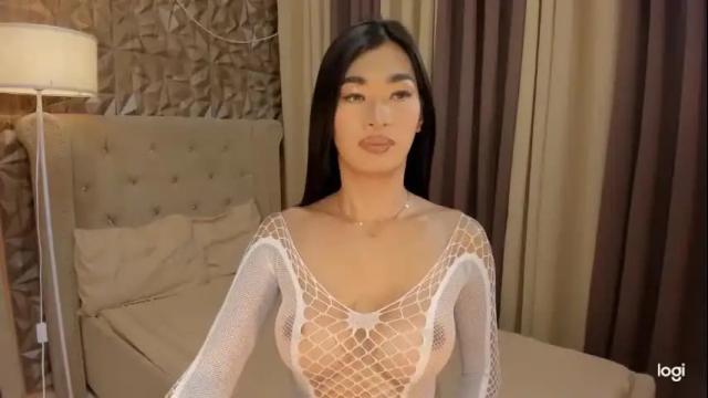 Image 4 of asianhugecocknina Stream on Chaturbate on 5 days ago
