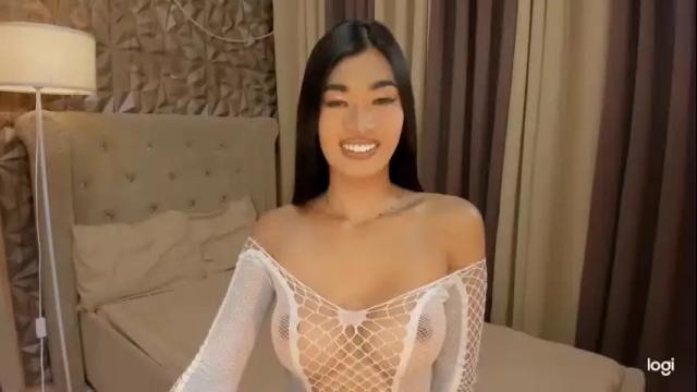Image 7 of asianhugecocknina Stream on Chaturbate on 5 days ago