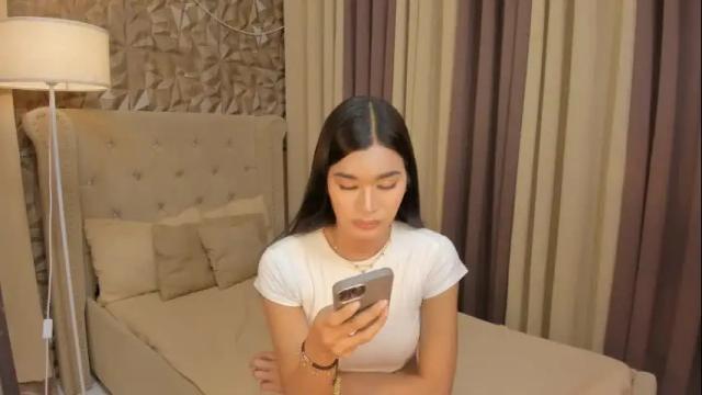 Image 11 of asianhugecocknina Stream on Chaturbate on 1 month ago