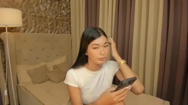 Image 7 of asianhugecocknina Stream on Chaturbate on 23 days ago