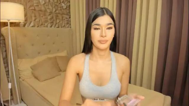 Image 3 of asianhugecocknina Stream on Chaturbate on 1 month ago