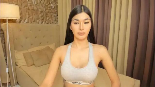 Image 2 of asianhugecocknina Stream on Chaturbate on 1 month ago