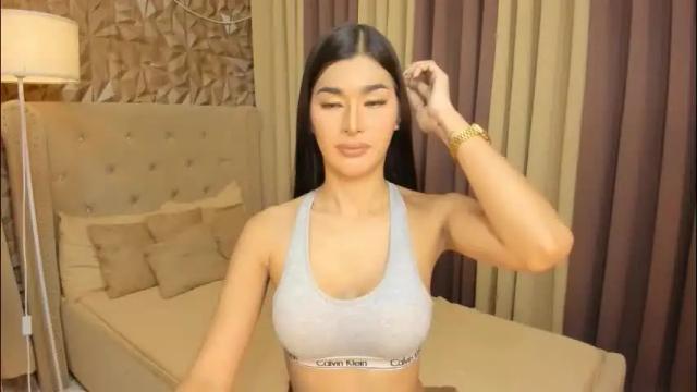 Image 12 of asianhugecocknina Stream on Chaturbate on 1 month ago