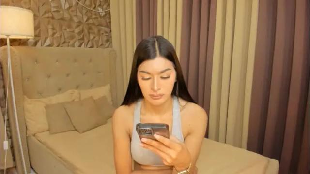 Image 11 of asianhugecocknina Stream on Chaturbate on 1 month ago