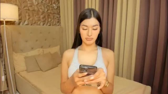 Image 4 of asianhugecocknina Stream on Chaturbate on 1 month ago