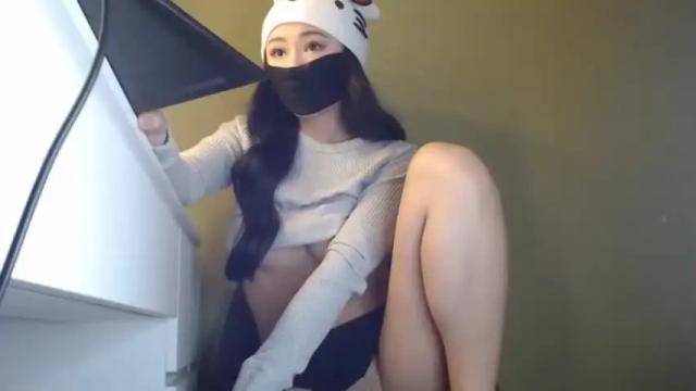 Image 8 of asianmask_girl Stream on Chaturbate on 13 months ago