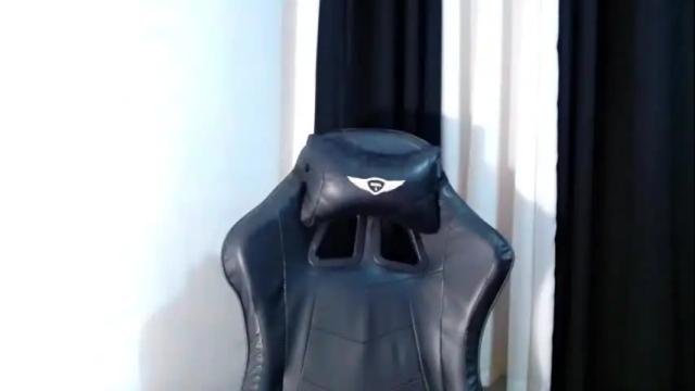 Image 3 of asianpetitejasmin Stream on Chaturbate on 21 months ago