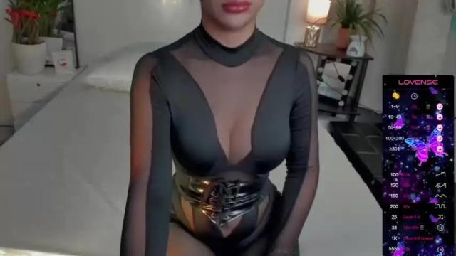 Image 12 of asiansexqueenx Stream on Chaturbate on 16 months ago