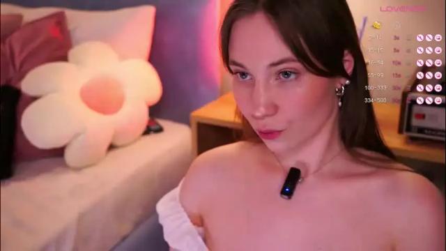 Image 12 of askaudrey Stream on Chaturbate on 2 days ago