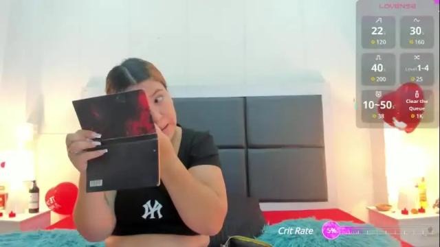 Image 2 of aslhyn_gomez Stream on Chaturbate on 1 month ago