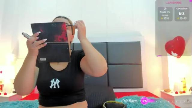 Image 6 of aslhyn_gomez Stream on Chaturbate on 1 month ago