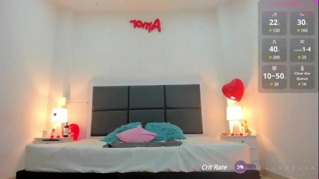 Image 10 of aslhyn_gomez Stream on Chaturbate on 1 month ago