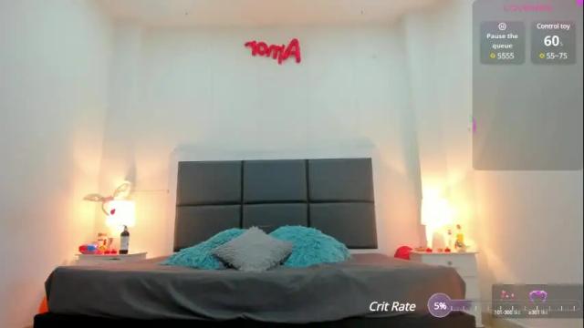Image 3 of aslhyn_gomez Stream on Chaturbate on 1 month ago