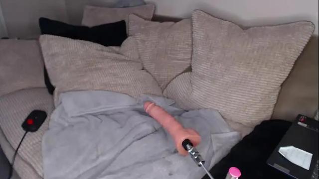 Image 12 of asluttyrose Stream on Chaturbate on 1 month ago