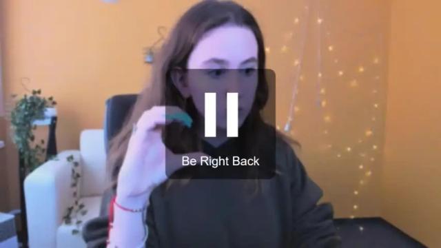Image 3 of asol_sweetie Stream on Chaturbate on 19 months ago