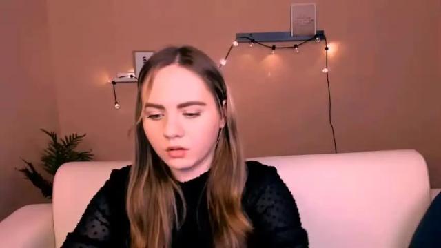 Image 3 of asol_sweetie Stream on Chaturbate on 18 months ago