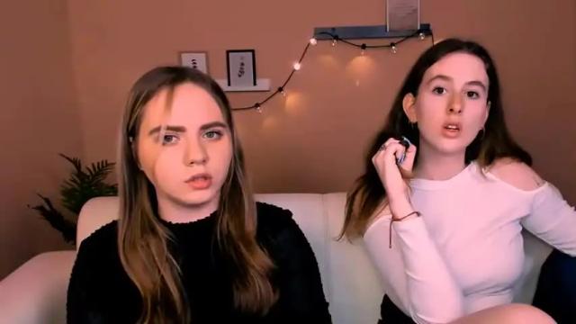 Image 4 of asol_sweetie Stream on Chaturbate on 18 months ago