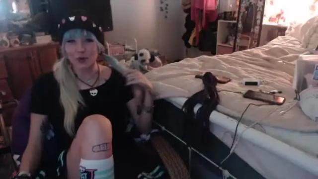 Image 12 of aspenelise Stream on Chaturbate on 2 months ago
