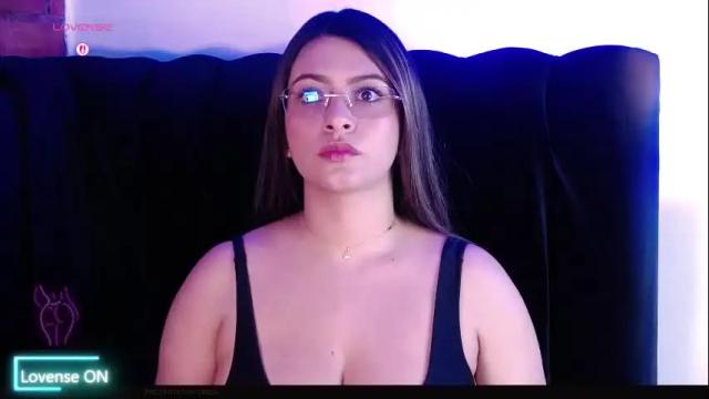 Image 3 of aspenruss Stream on Chaturbate on 6 days ago