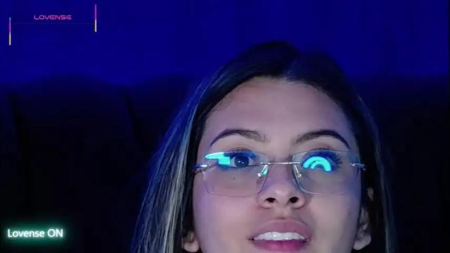 Image 4 of aspenruss Stream on Chaturbate on 22 days ago