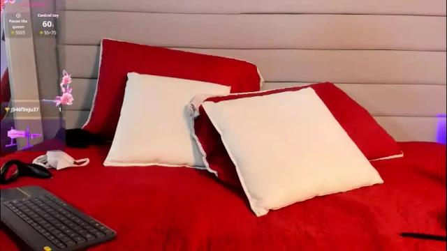 Image 2 of asshley_cute Stream on Chaturbate on 2 months ago