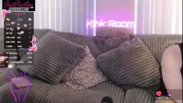 Image 8 of assleighabbott Stream on Chaturbate on 18 days ago