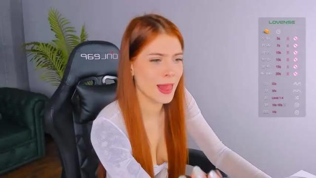 Image 7 of assolleowen Stream on Chaturbate on 14 months ago