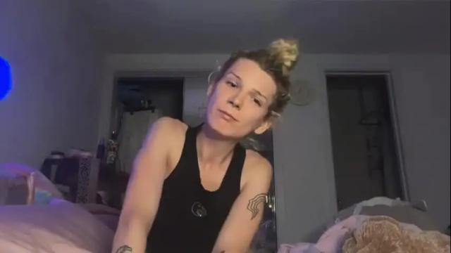 Image 7 of astorialove Stream on Chaturbate on 3 months ago