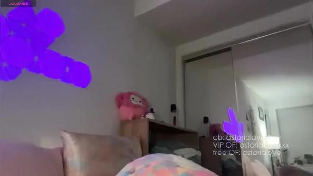 Image 7 of astorialove Stream on Chaturbate on 1 month ago