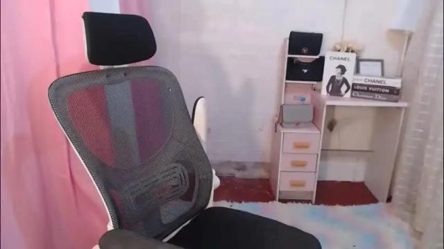 Image 7 of astraea_xxx Stream on Chaturbate on 2 months ago
