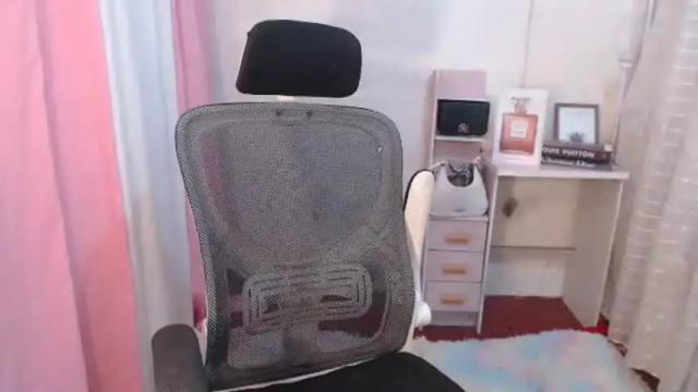Image 7 of astraea_xxx Stream on Chaturbate on 1 month ago