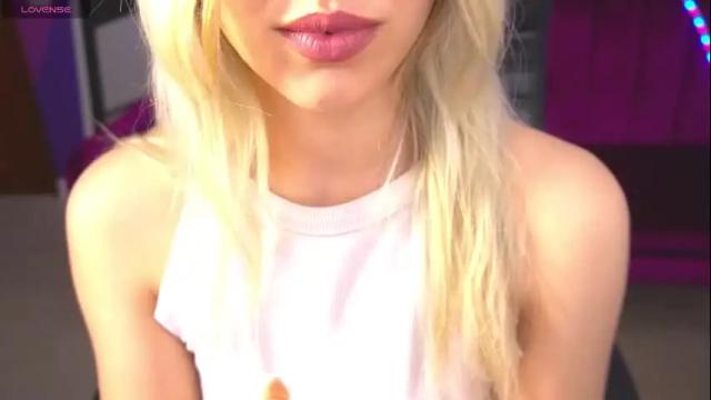 Image 8 of astraluxe_ Stream on Chaturbate on 13 days ago