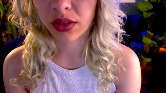 Image 2 of astraluxe_ Stream on Chaturbate on 2 days ago