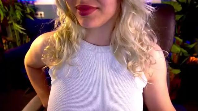 Image 8 of astraluxe_ Stream on Chaturbate on 2 days ago