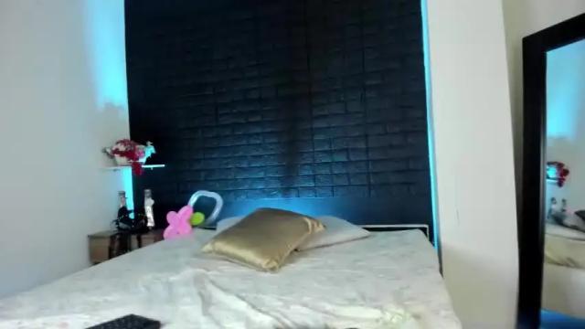 Image 10 of astrid_robles_ Stream on Chaturbate on 19 months ago