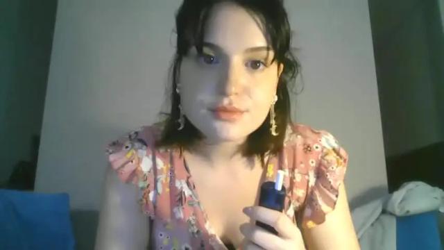 Image 6 of astridgirl Stream on Chaturbate on 19 months ago