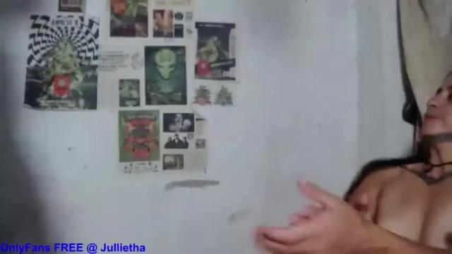 Image 7 of astroblunt Stream on Chaturbate on 16 months ago