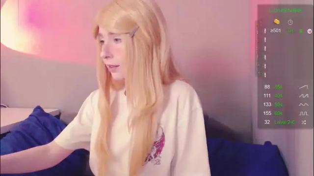 Image 3 of astromy Stream on Chaturbate on 4 months ago