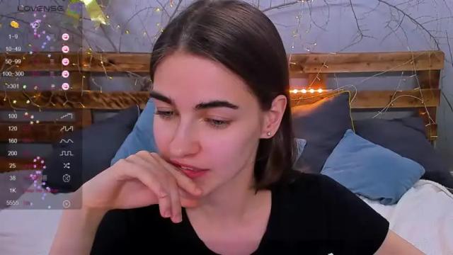 Image 12 of astroriyanight Stream on Chaturbate on 14 months ago