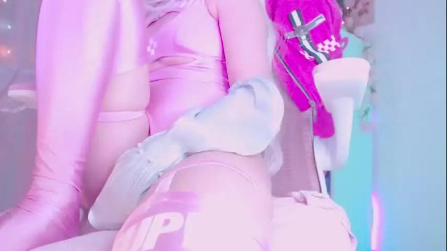 Image 12 of asuka_langleysoryu Stream on Chaturbate on 1 month ago