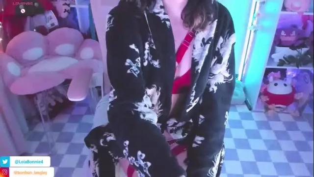 Image 2 of asuka_langleysoryu Stream on Chaturbate on 1 month ago