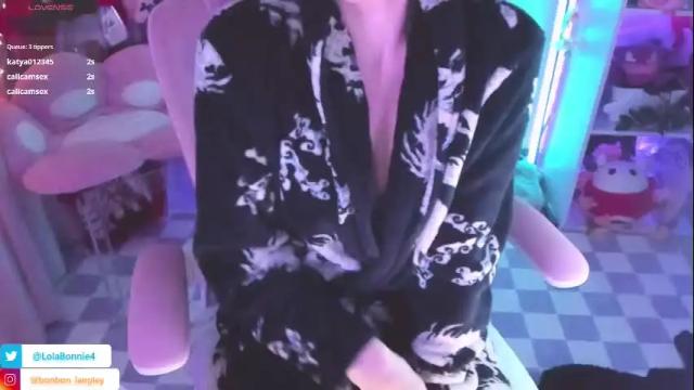 Image 2 of asuka_langleysoryu Stream on Chaturbate on 1 month ago
