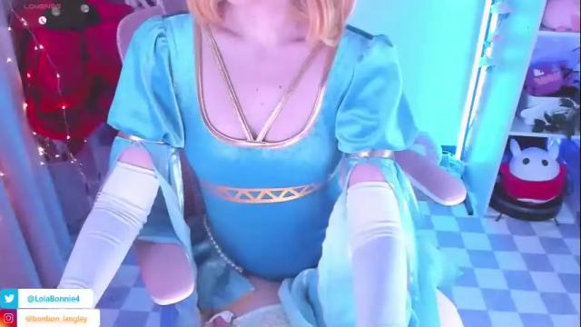 Image 3 of asuka_langleysoryu Stream on Chaturbate on 1 month ago