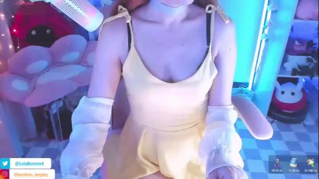 Image 10 of asuka_langleysoryu Stream on Chaturbate on 24 days ago