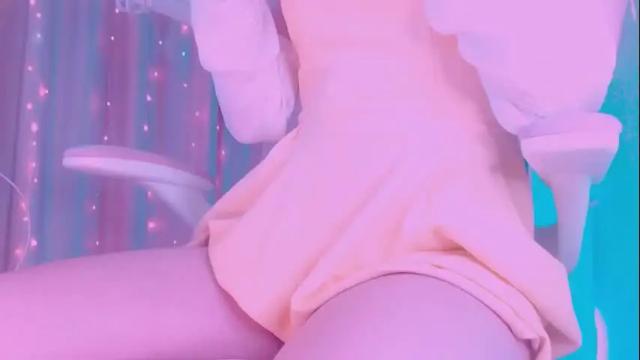Image 7 of asuka_langleysoryu Stream on Chaturbate on 24 days ago