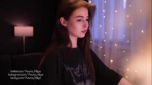 Image 3 of asuna_niiya Stream on Chaturbate on 4 months ago
